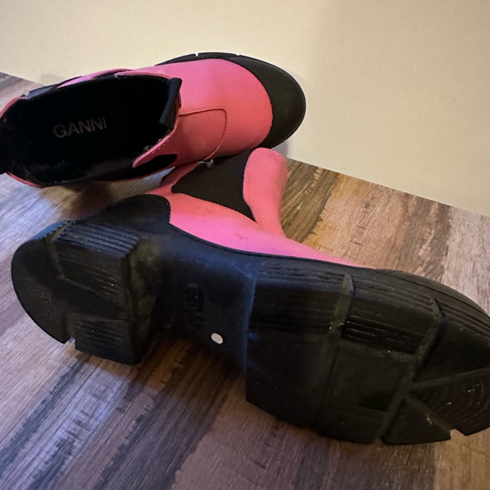 Ganni Tubular Boot - Picture 4 of 4